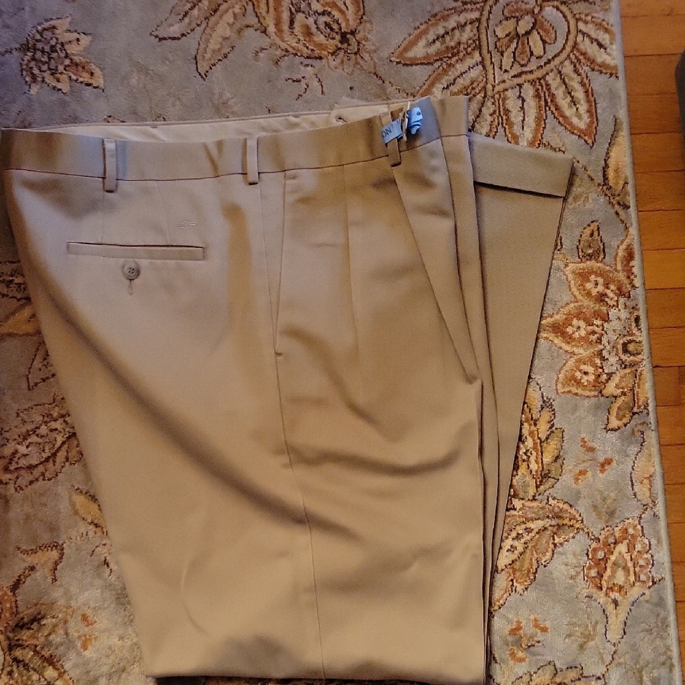 Dockers Men's Khaki Dress Pants